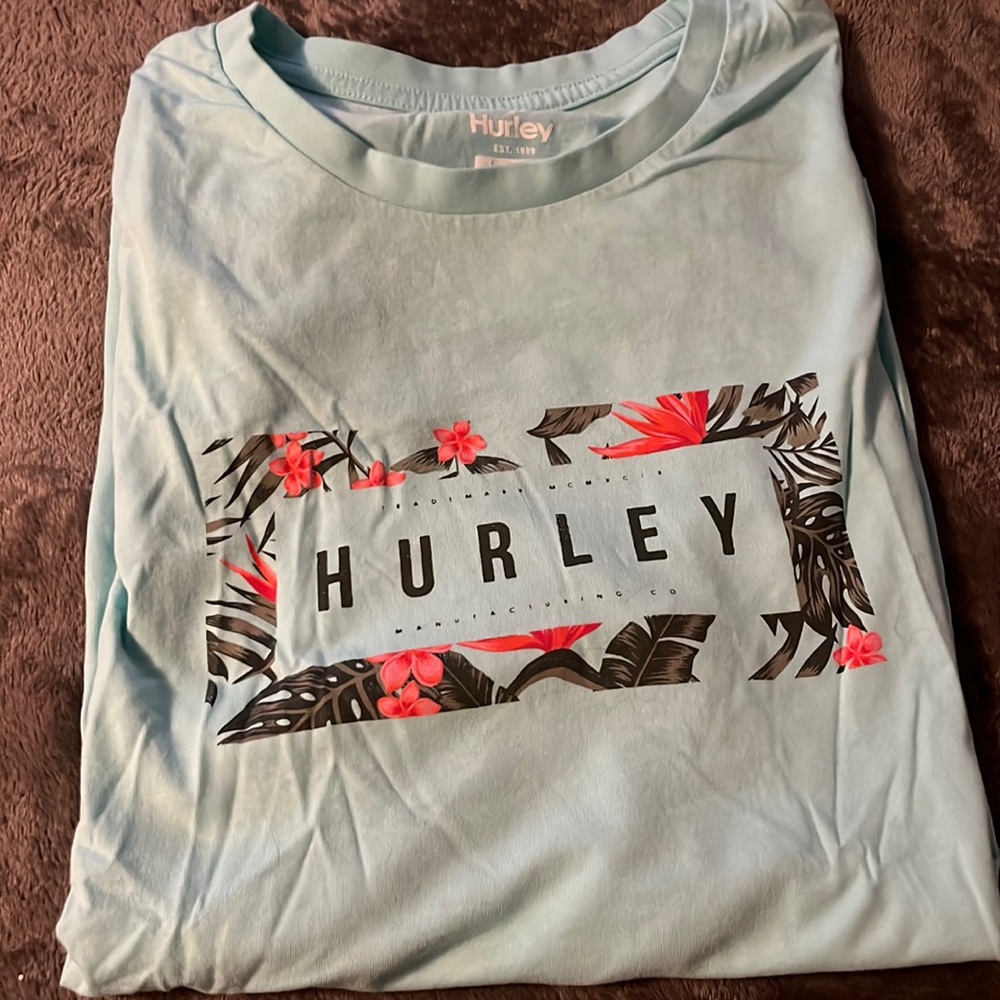 Hurley T-shirt size large